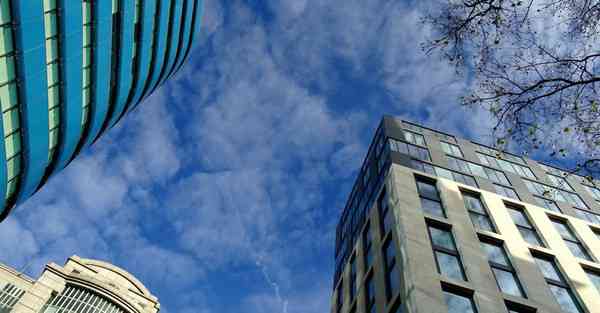 用AI技术复活赫本，AI复活亲人技术