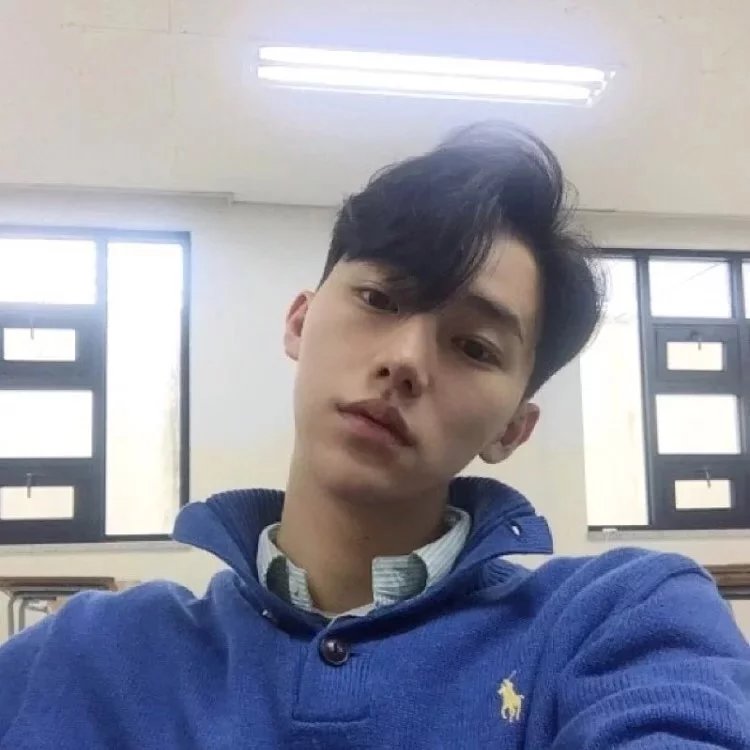 郑韵宇月