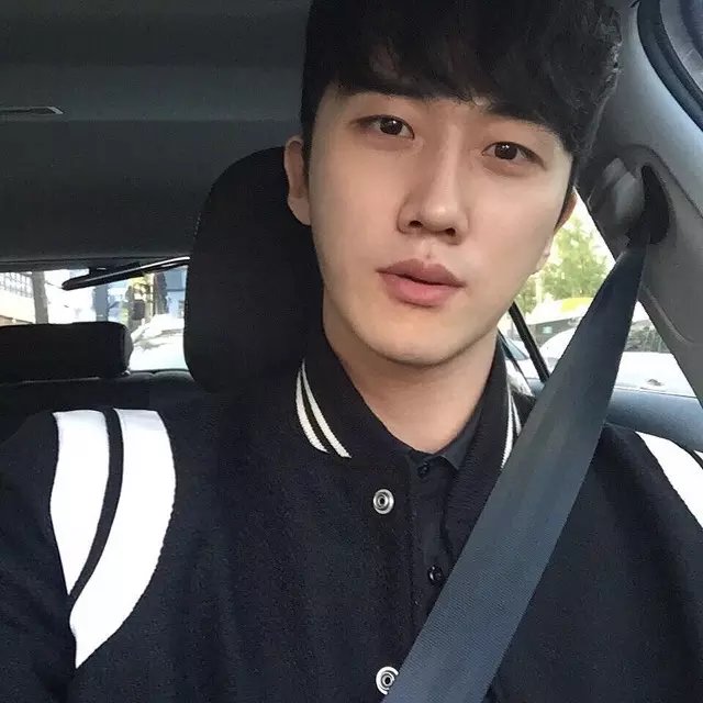 章蝶云娜