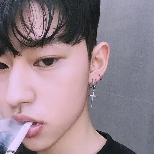 华朗琴滢